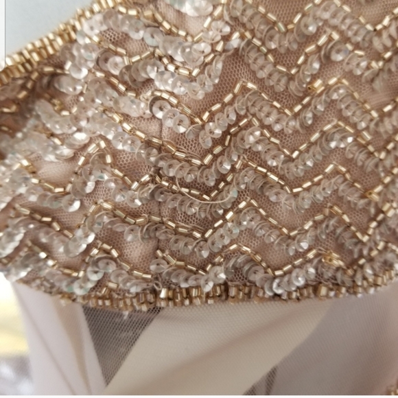 SOLD 💫Adrianna Pap Rose Gold Halter Gown 6 (NWT) - Picture 8 of 8